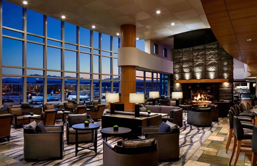 Fairmont Vancouver Airport In-Terminal Hotel-1